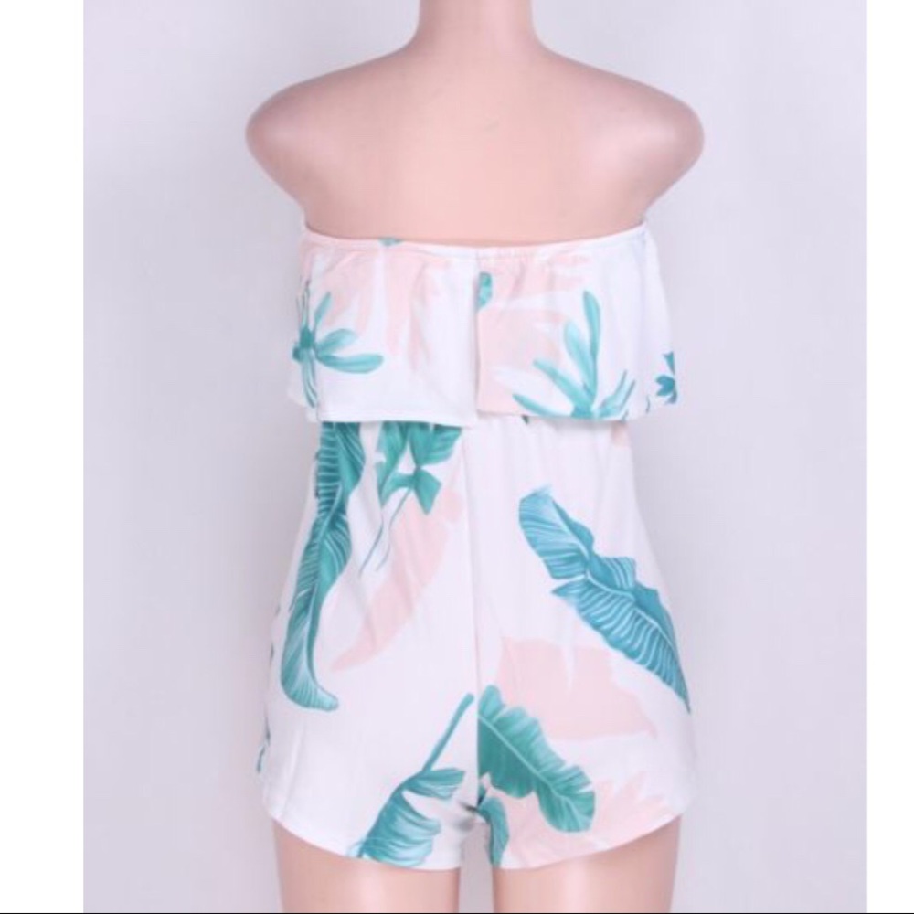 Leaves Printed Summer Playsuit Romper - Picture 3 of 3